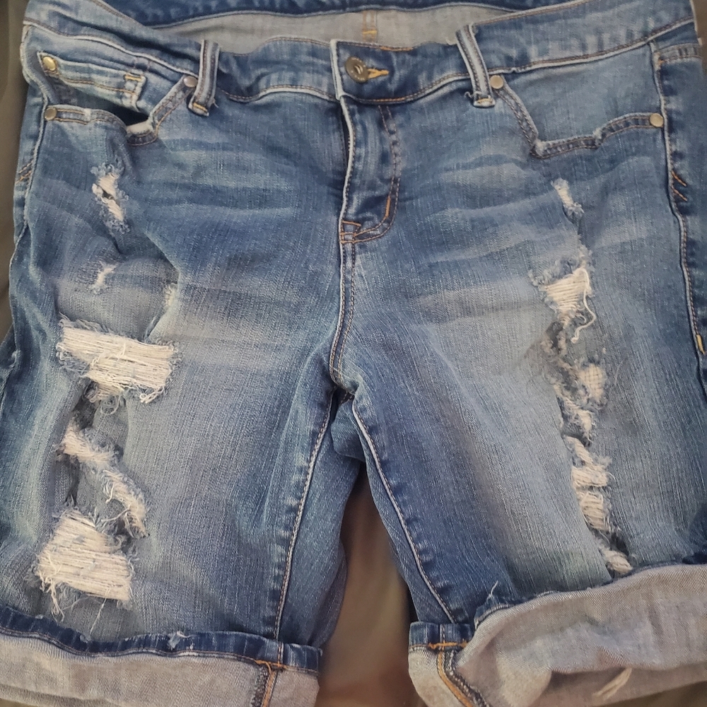 Torrid size 14 distressed denim shorts.